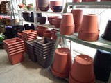 Akro-Mils Plastic Pots